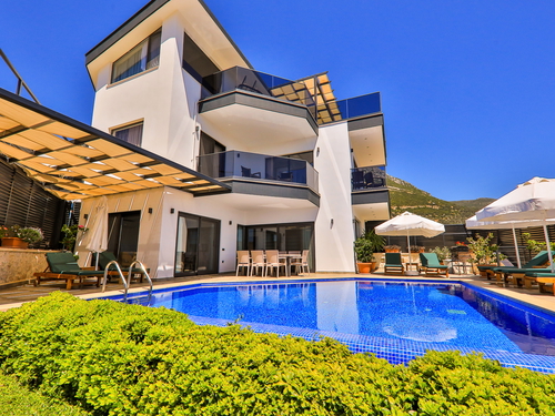  gece  -  Kasım
  | Kalkan Ordu'da Deniz Manzaralı 8 Kişilik Muhafazakar Villa